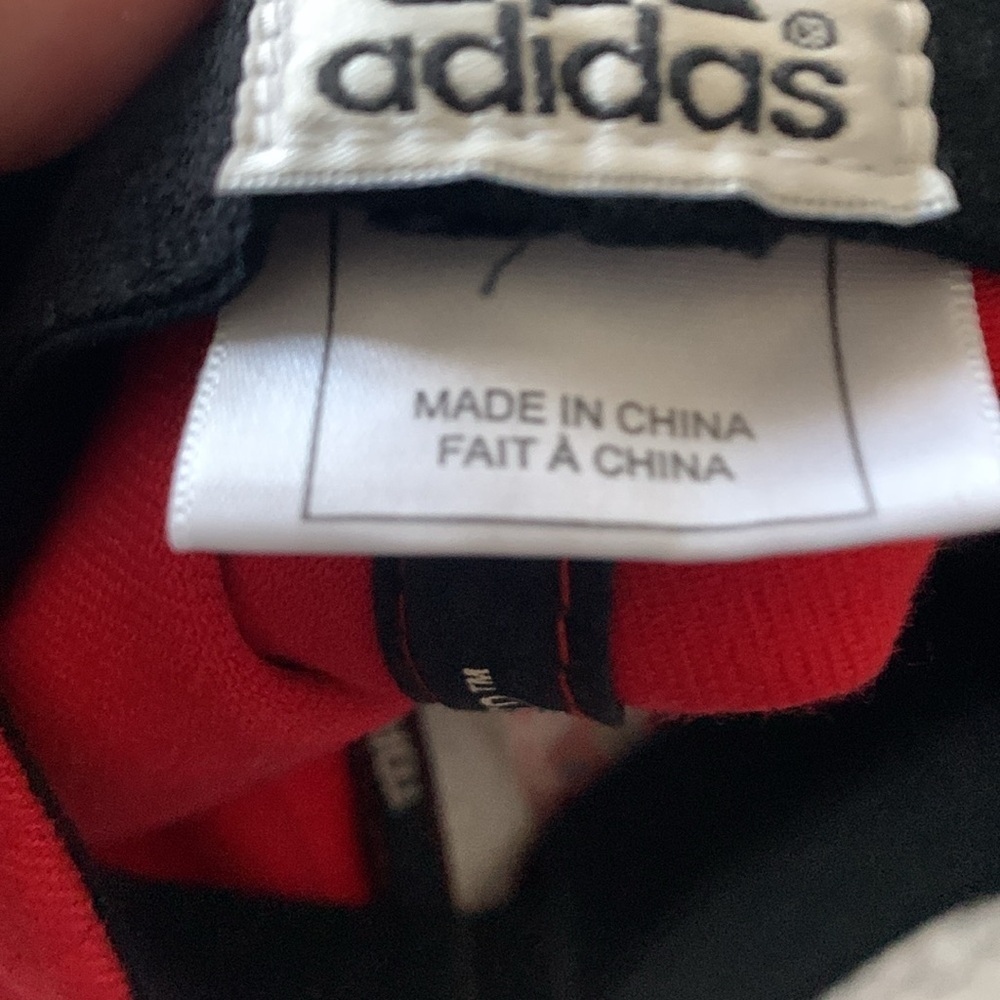 Toronto FC Red Baseball Cap - Picture 8 of 8